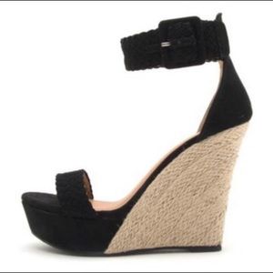 NWB 4 1/2” wedges